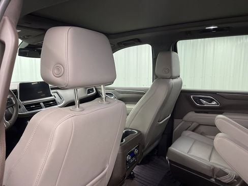 Used 2023 Chevrolet Tahoe Z71 w/ Luxury Package image 15