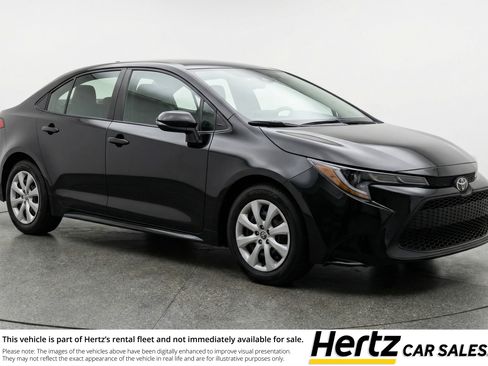 Used 2025 Toyota Corolla LE FWD image 1