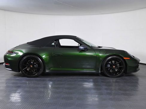 Used 2026 Porsche 911 Carrera T RWD image 8