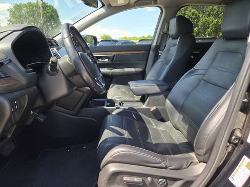 Used 2019 Honda CR-V Touring image 6