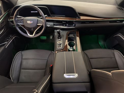 Used 2022 Cadillac Escalade Premium Luxury AWD/4WD image 15