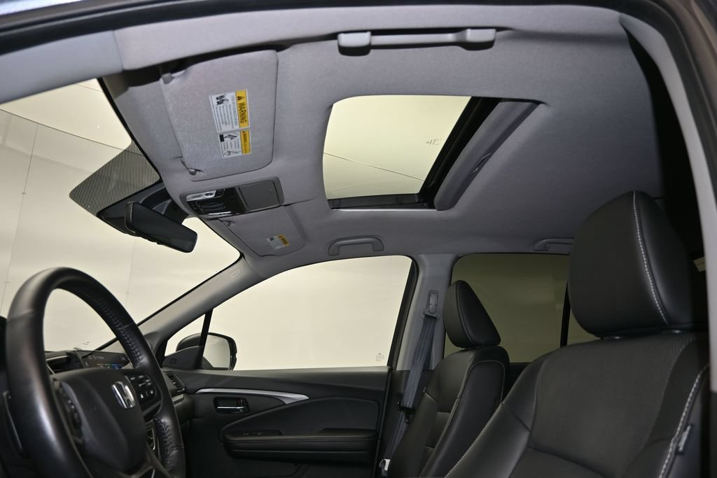 Certified 2025 Honda Ridgeline RTL image 16