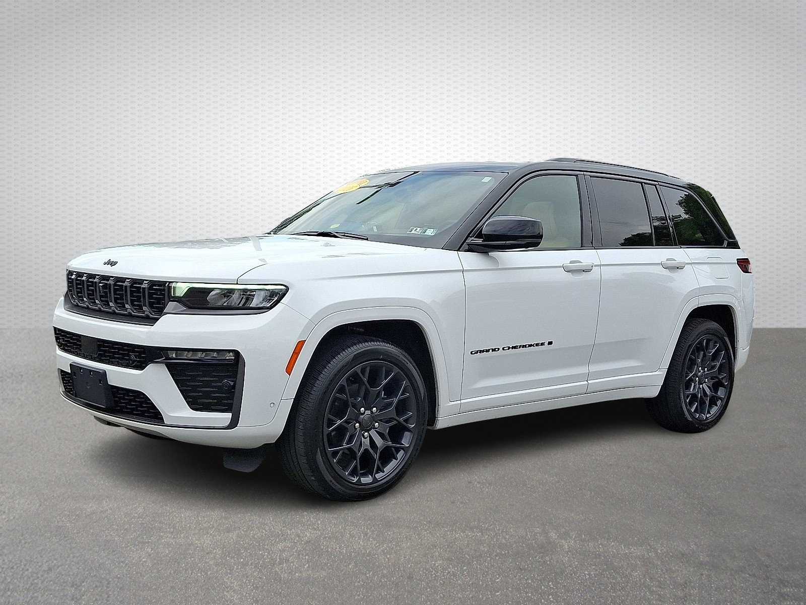 Certified 2026 Jeep Grand Cherokee Summit w/ Obsidian Package AWD/4WD image 3