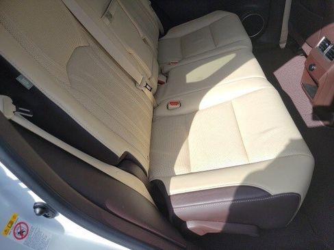 Used 2017 Lexus RX 450h AWD w/ Accessory Package image 4