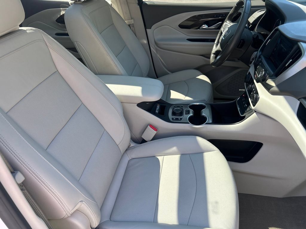 Used 2020 GMC Terrain Denali w/ Denali Premium Package AWD/4WD image 15