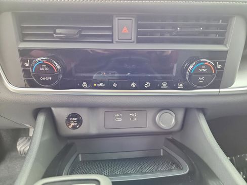 New 2026 Nissan Rogue SV w/ Cold Weather Package AWD/4WD image 7