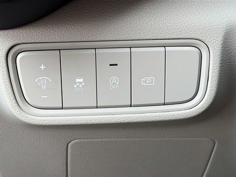 Used 2025 Kia Soul EX FWD image 10