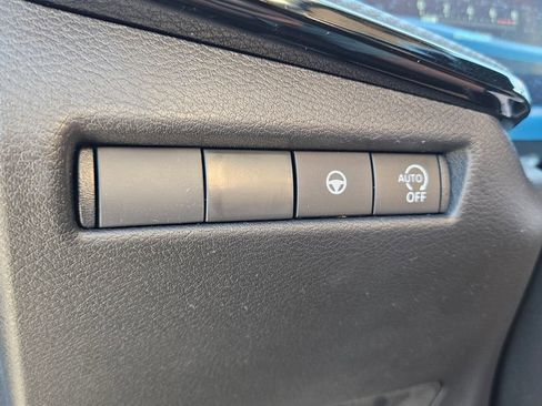 New 2026 Nissan Kicks SR image 27