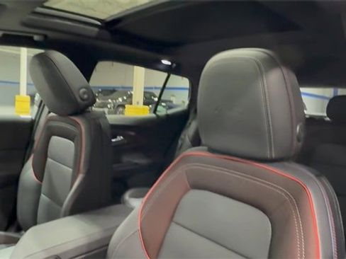 New 2026 Chevrolet Equinox EV RS image 12