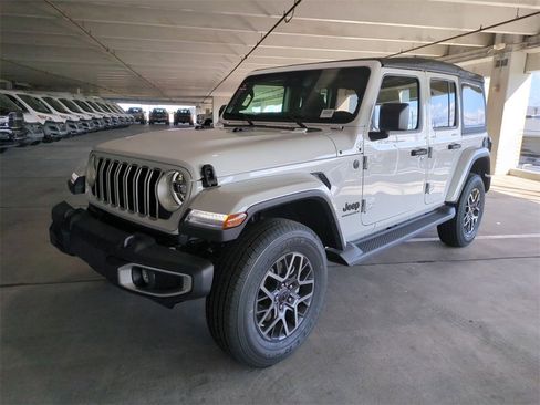 New 2025 Jeep Wrangler Sahara w/ Safety Group image 9