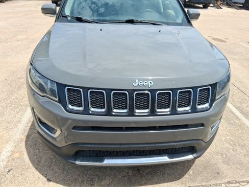Used 2019 Jeep Compass Limited AWD/4WD image 7