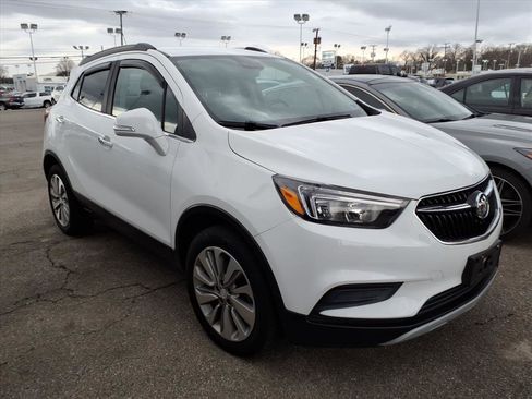 Used 2019 Buick Encore Preferred image 1