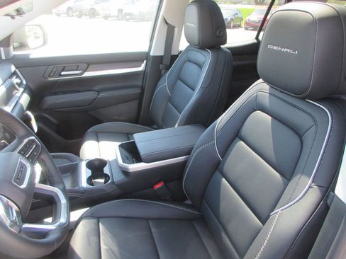 New 2026 GMC Terrain Denali image 11