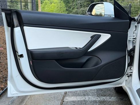 Used 2020 Tesla Model 3 Long Range AWD/4WD image 28