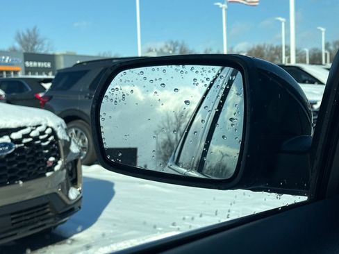 Used 2023 Ford Edge SEL w/ Convenience Package image 44