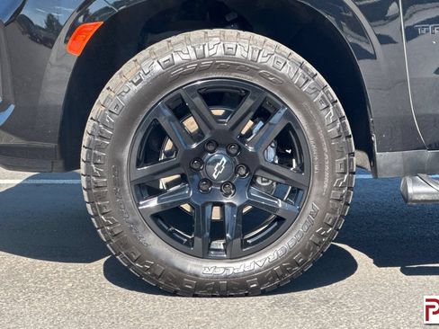 Certified 2023 Chevrolet Tahoe Z71 w/ Luxury Package AWD/4WD image 37