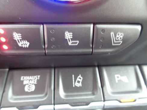 Used 2020 GMC Sierra 3500 Denali w/ Denali Ultimate Package image 79