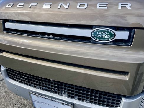 Certified 2024 Land Rover Defender 110 S image 32