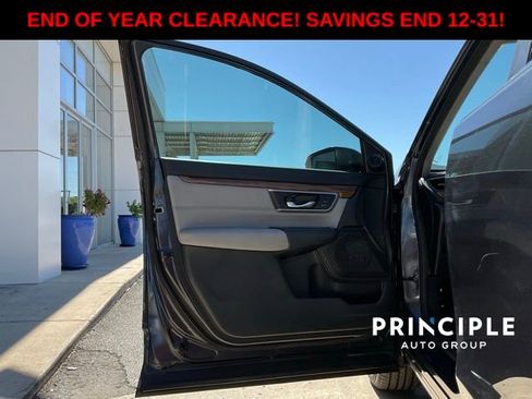 Used 2017 Honda CR-V Touring image 11