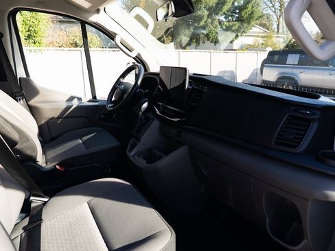 Used 2023 Ford Transit 350 XLT image 19