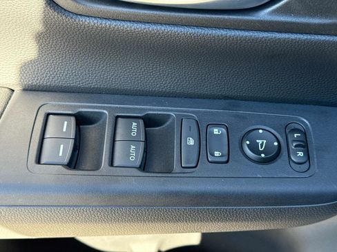 Used 2023 Honda CR-V Sport image 19