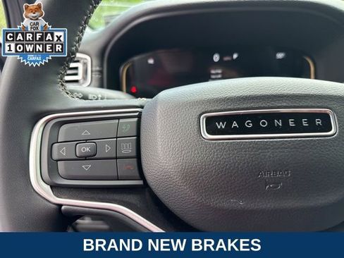 Used 2023 Jeep Wagoneer 4WD w/ Premium Group I image 38