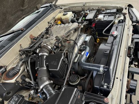 Used 2002 Toyota 4Runner SR5 image 26