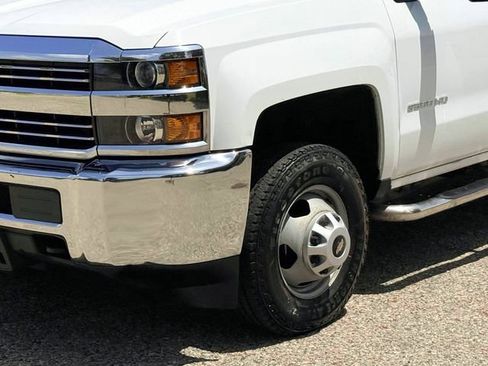 Used 2016 Chevrolet Silverado 3500 W/T w/ WT Convenience Package AWD/4WD image 10