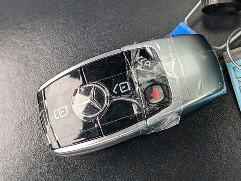 Used 2018 Mercedes-Benz S 560 4MATIC Sedan image 33