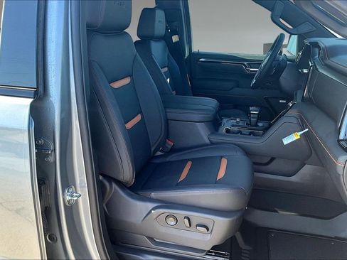 New 2026 GMC Sierra 1500 AT4 w/ AT4 Premium Package image 10