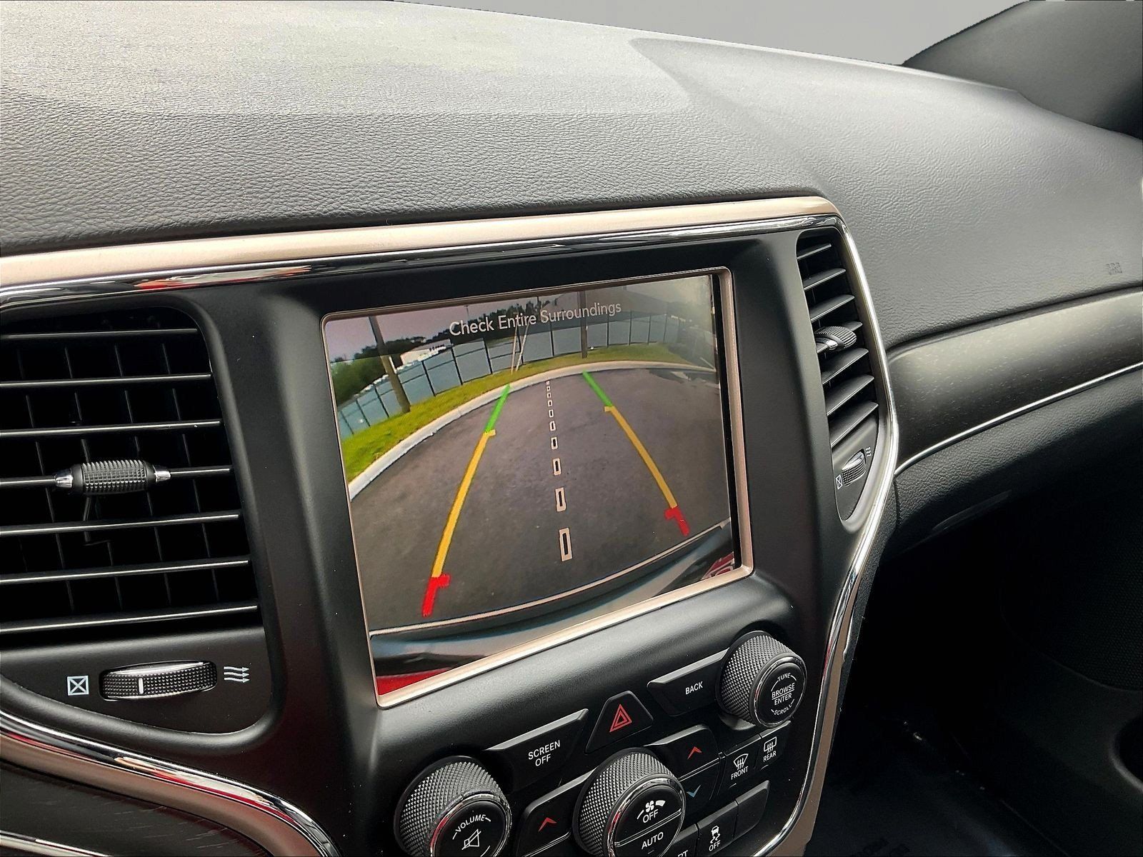 Used 2017 Jeep Grand Cherokee Limited AWD/4WD image 14