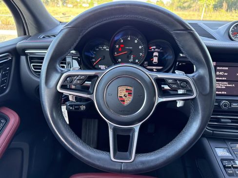 Used 2020 Porsche Macan AWD/4WD image 14