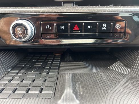 Used 2025 Ford Explorer Platinum w/ LUX Leather Package image 56