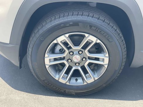New 2026 GMC Terrain Elevation w/ Technology Package II FWD image 30