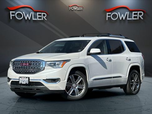 Used 2017 GMC Acadia Denali w/ Technology Package AWD/4WD image 1