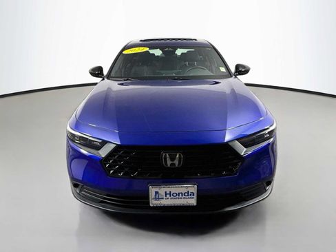 Used 2024 Honda Accord Sport image 2