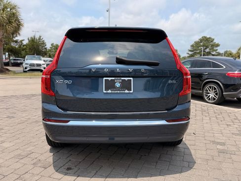 Used 2023 Volvo XC90 B5 Plus w/ Protection Package Premier AWD/4WD image 10