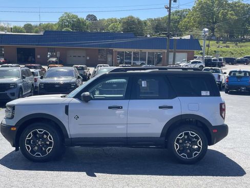 New 2026 Ford Bronco Sport Outer Banks w/ Outer Banks Tech Package+ AWD/4WD image 6