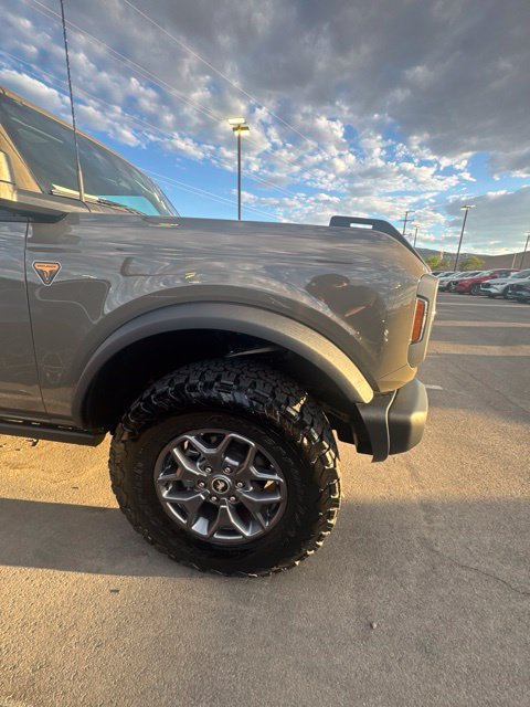 Used 2025 Ford Bronco Badlands AWD/4WD image 5
