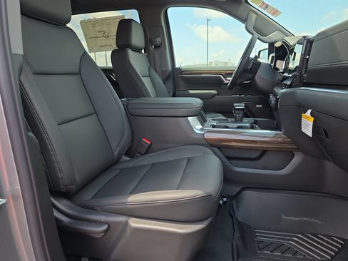 New 2026 Chevrolet Silverado 1500 RST w/ Dark Appearance Package AWD/4WD image 15