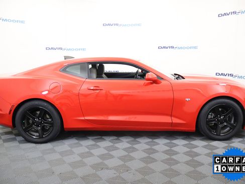 Used 2023 Chevrolet Camaro LT image 4