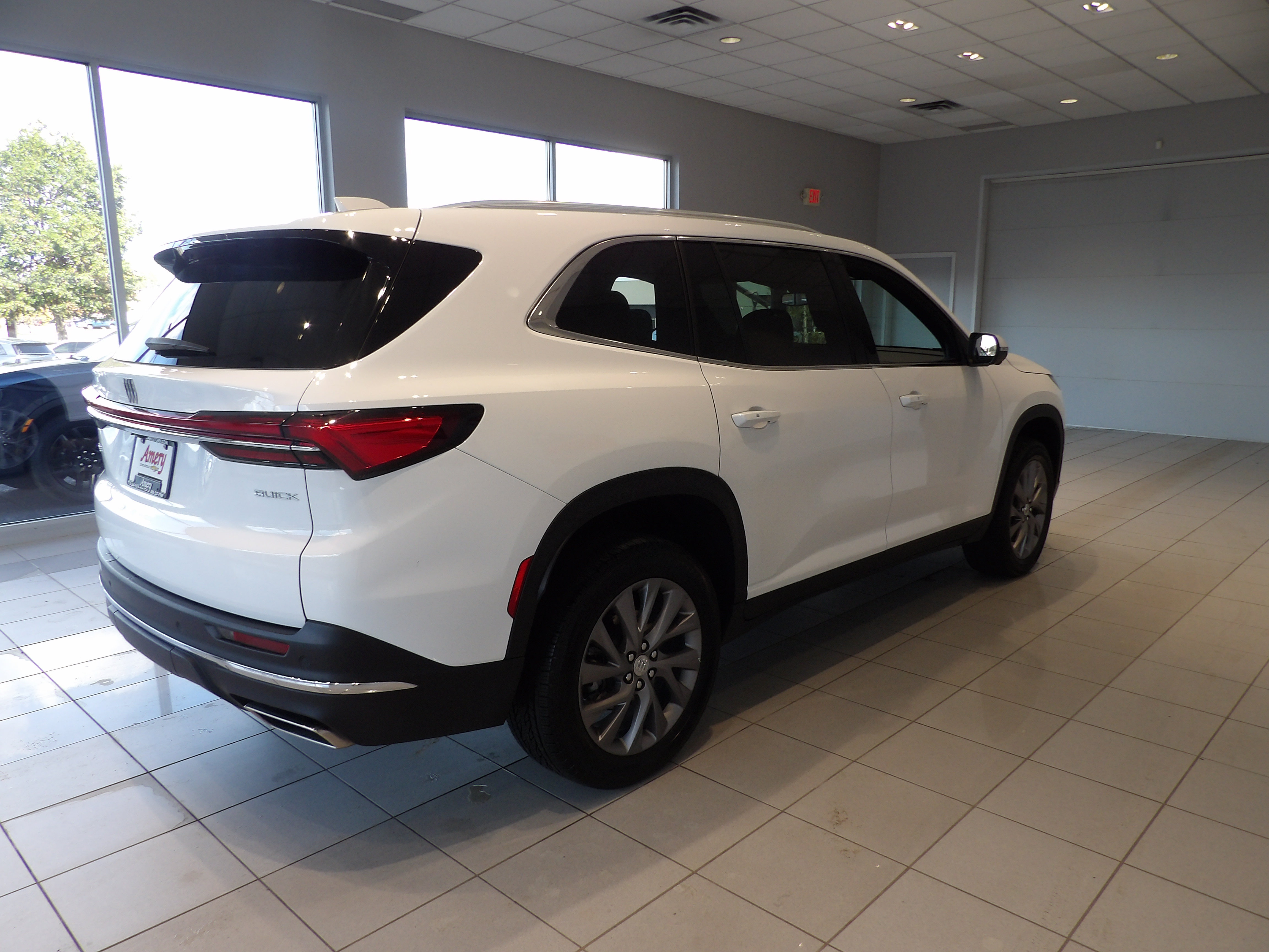 Used 2026 Buick Enclave Preferred AWD/4WD image 4