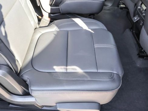 Used 2023 Chevrolet Traverse RS w/ LPO, Floor Liner Package image 34