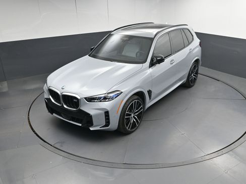 Used 2025 BMW X5 M60i image 33