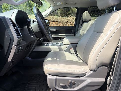 Used 2021 Ford Expedition Max XLT AWD/4WD image 11