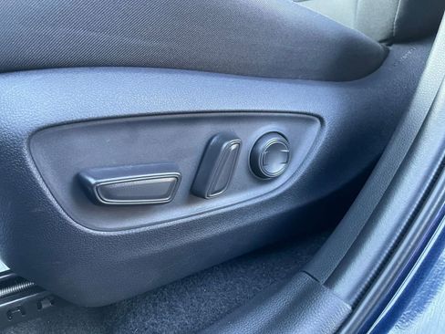 Used 2025 Toyota RAV4 XLE image 23