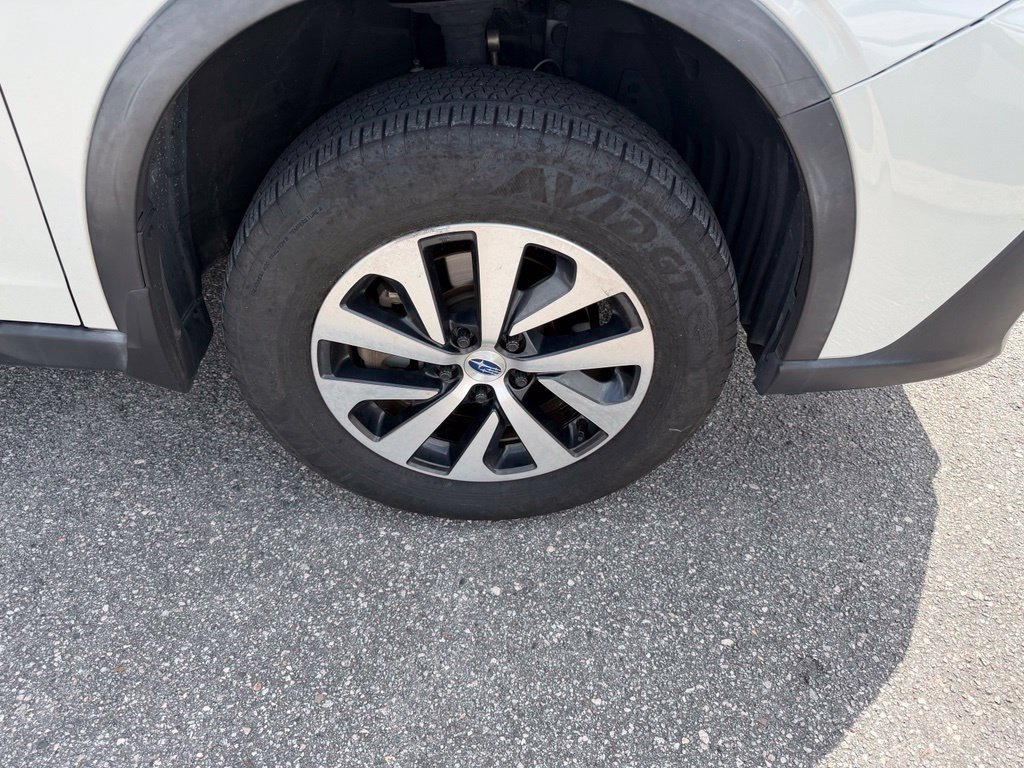 Used 2020 Subaru Outback Premium AWD/4WD image 4