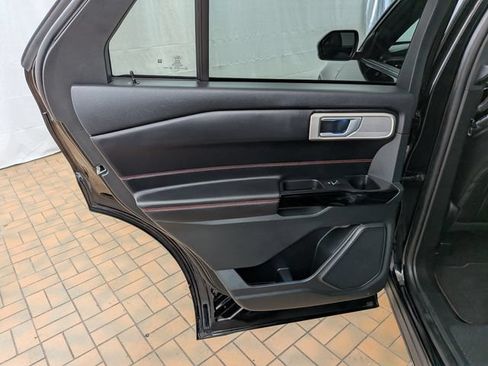 Certified 2023 Ford Explorer ST-Line w/ Class IV Trailer Tow Package AWD/4WD image 23