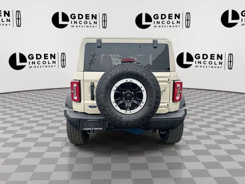 Used 2025 Ford Bronco Badlands image 7