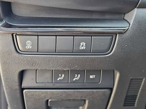 Used 2023 MAZDA MAZDA3 s image 22